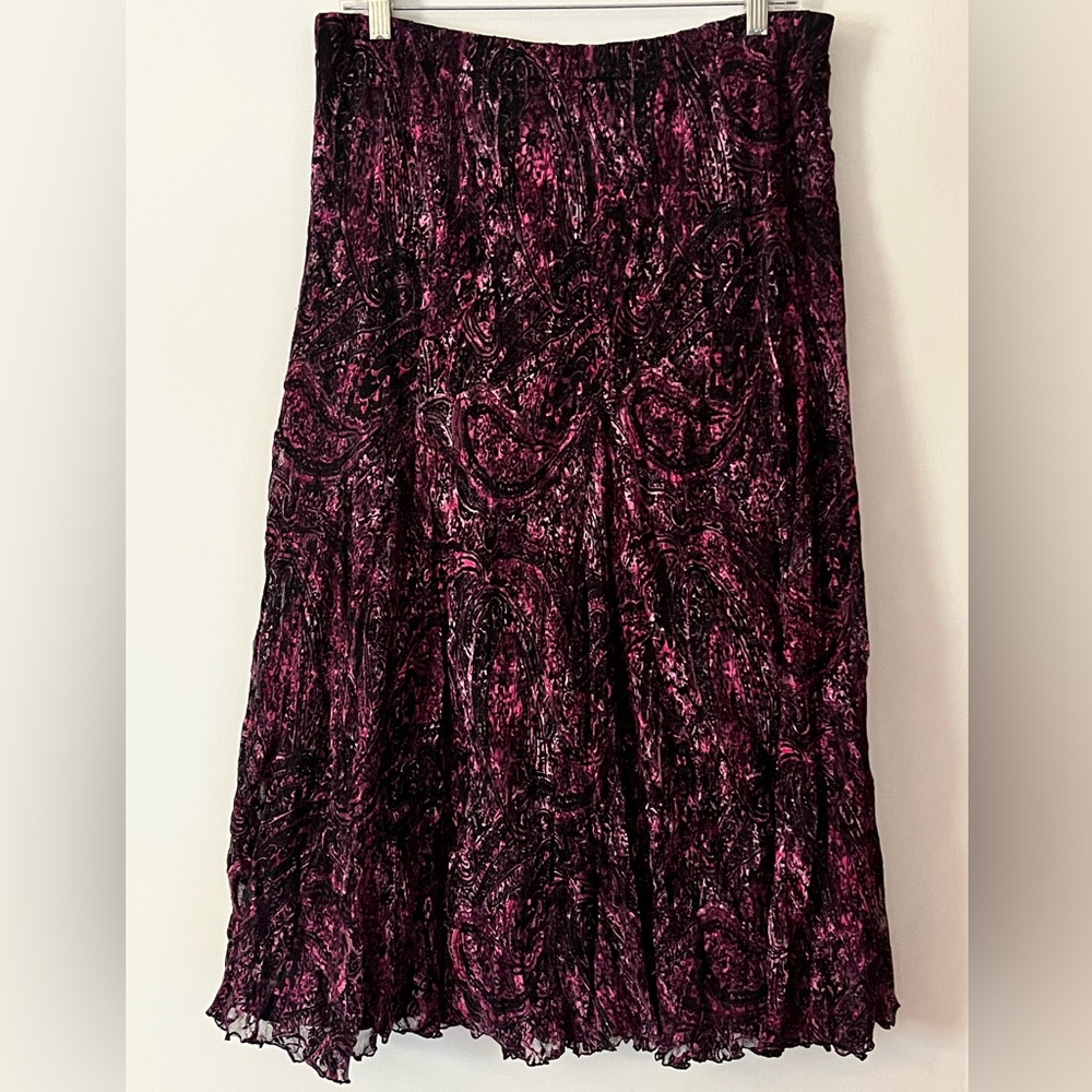 Chico's Vibrant Pink and Black Travelers Skirt